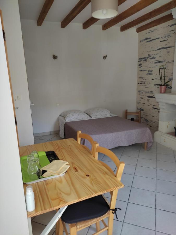 Chambre La Loire La Dagueniere Esterno foto